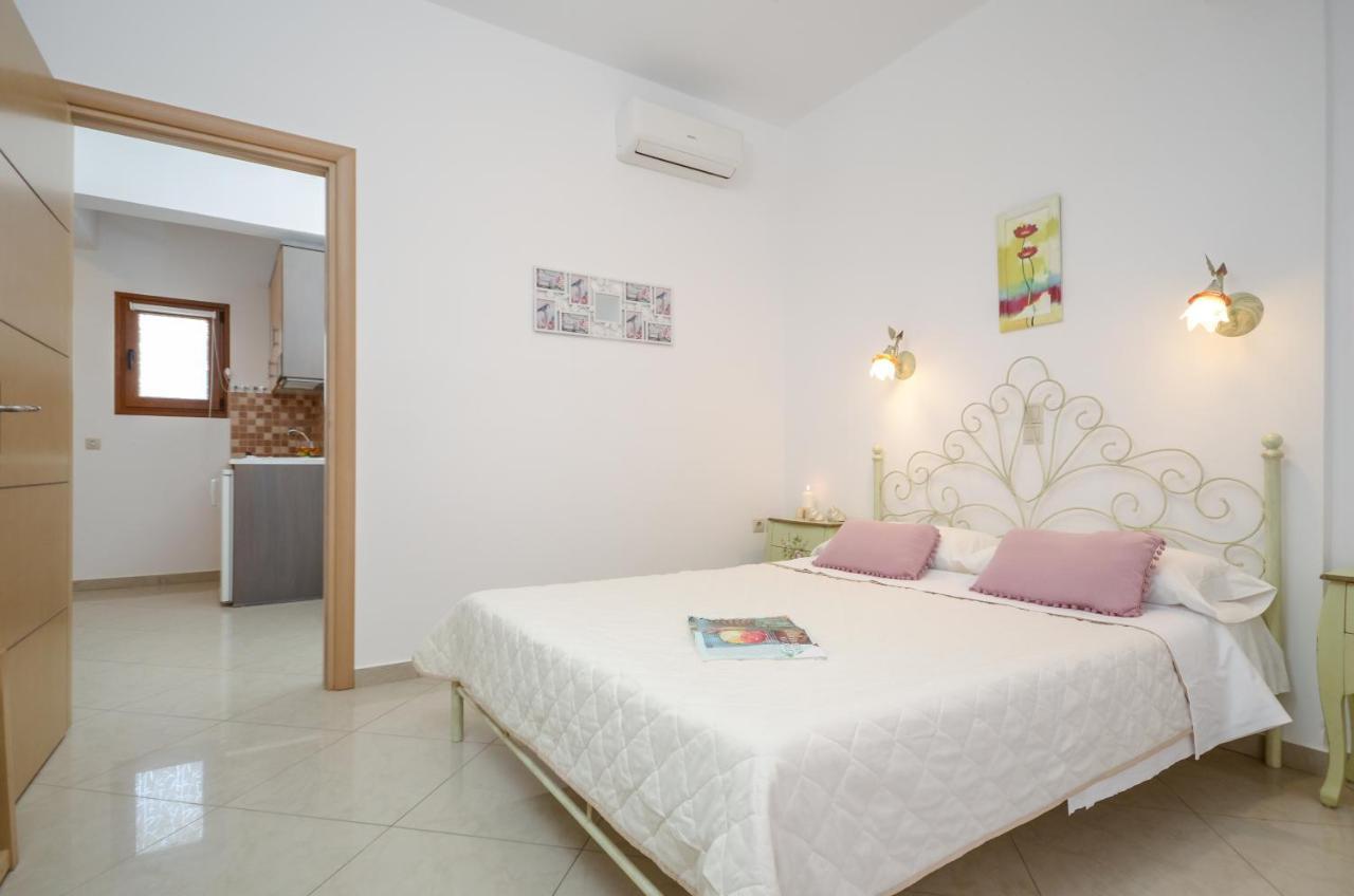 Appartamento Mateus 2 Pláka Esterno foto